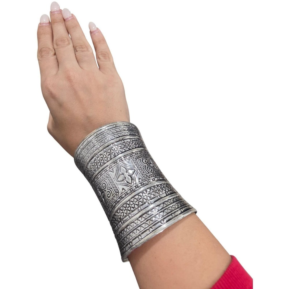 Silver Tone Wide Cuff Bracelet Tribal Ethnic Pattern Statement Jewelry